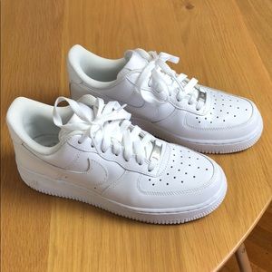 NIKE Air Force 1 ‘07 - Sz 6.5W